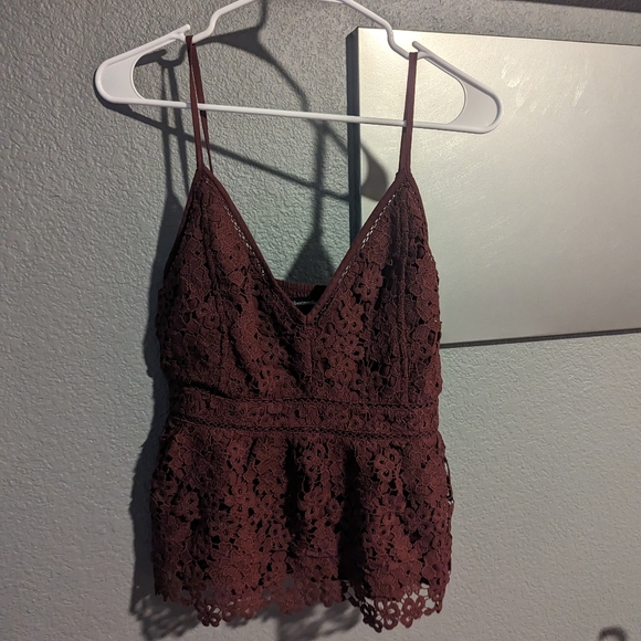 Abercrombie & Fitch Tops - Abercrombie Lace Peplum Cami